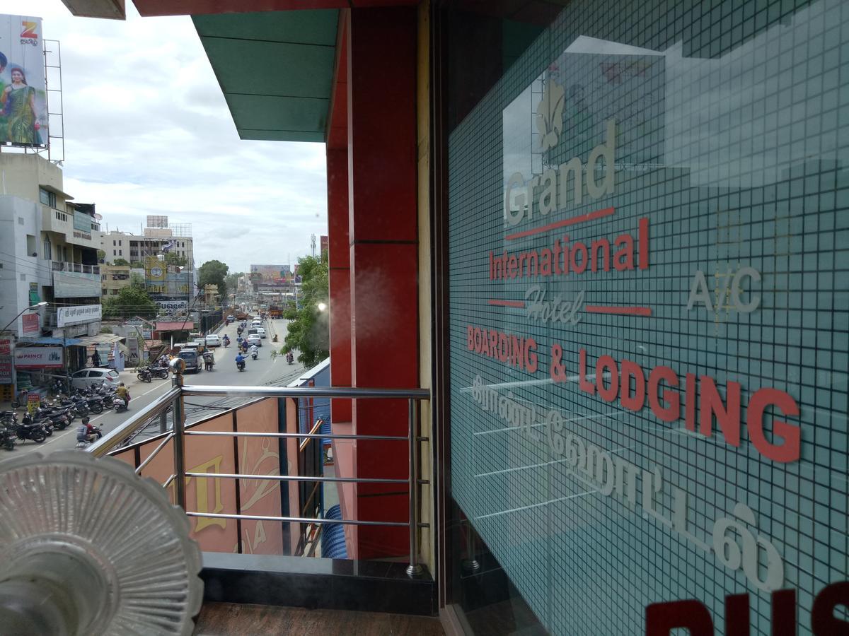 ホテルGrand International イーロードゥ エクステリア 写真